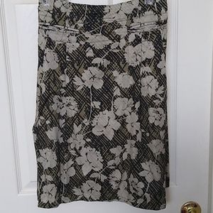 100% Dockers Floral Skirt